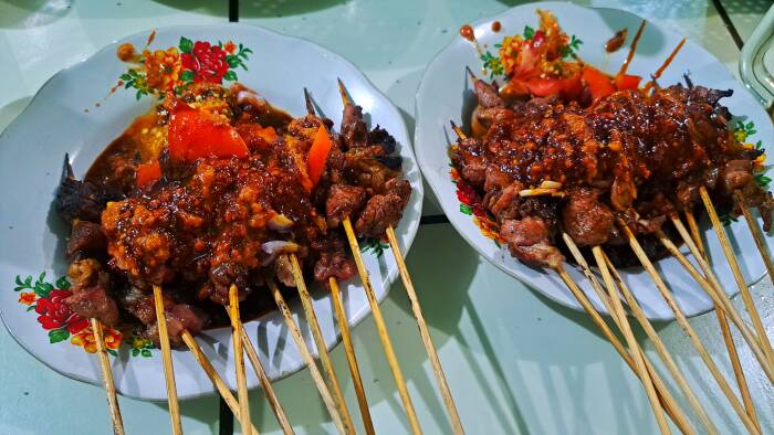 Lezatnya Sate Suka Mulya Mang Ipin (Z Creators/Titi Romiyati)